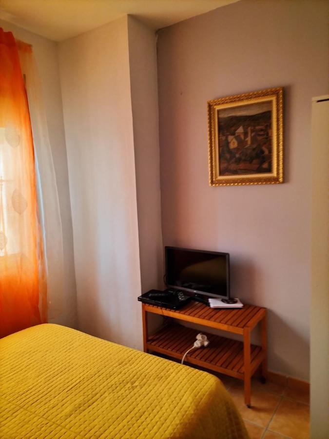 Casa En Zuheros 4 A 5 Personas Exteriör bild
